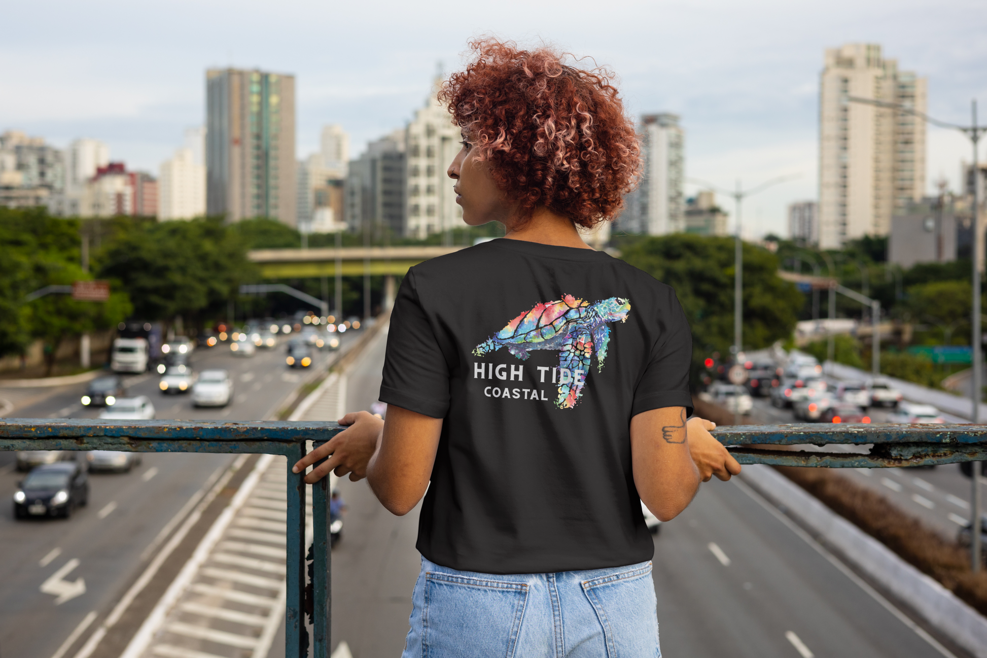 Vibrant Coastal T-Shirt – Unisex Beachwear, Ocean Lover Gift, Summer Casual Wear, Graphic Tee for Friends, Vacation Essential